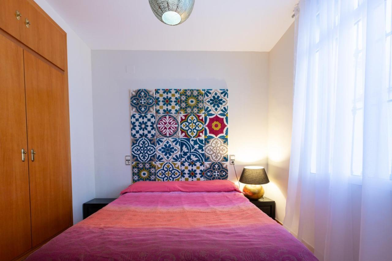 Cozy Apartment Near The Center, Torres De Serrano Valencia Exterior photo